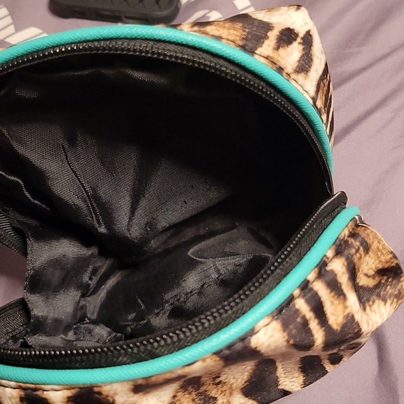 Tartan + Twine Leopard Print Makeup Bag - Picture 6 of 6